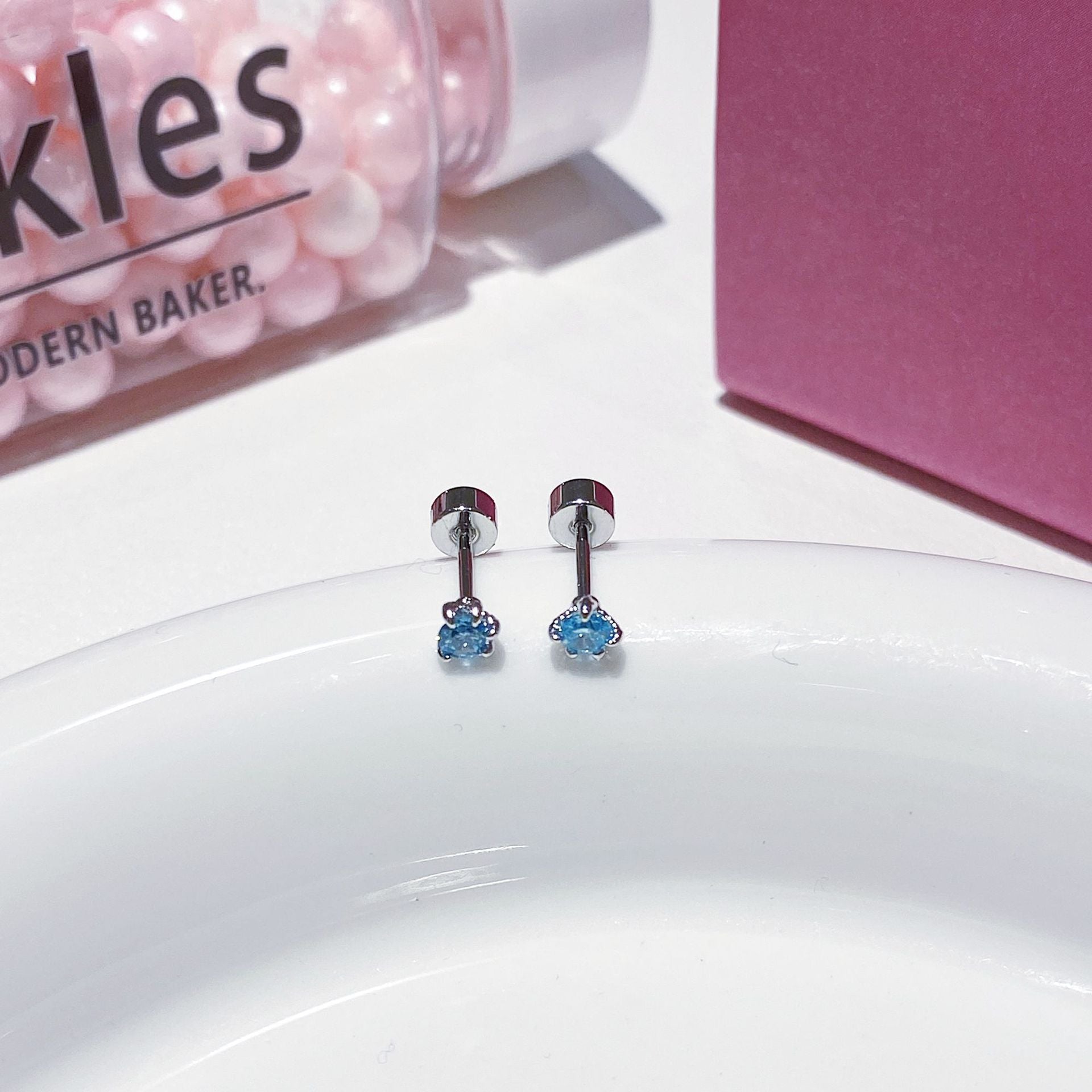 Flashing Zircon Ear Studs