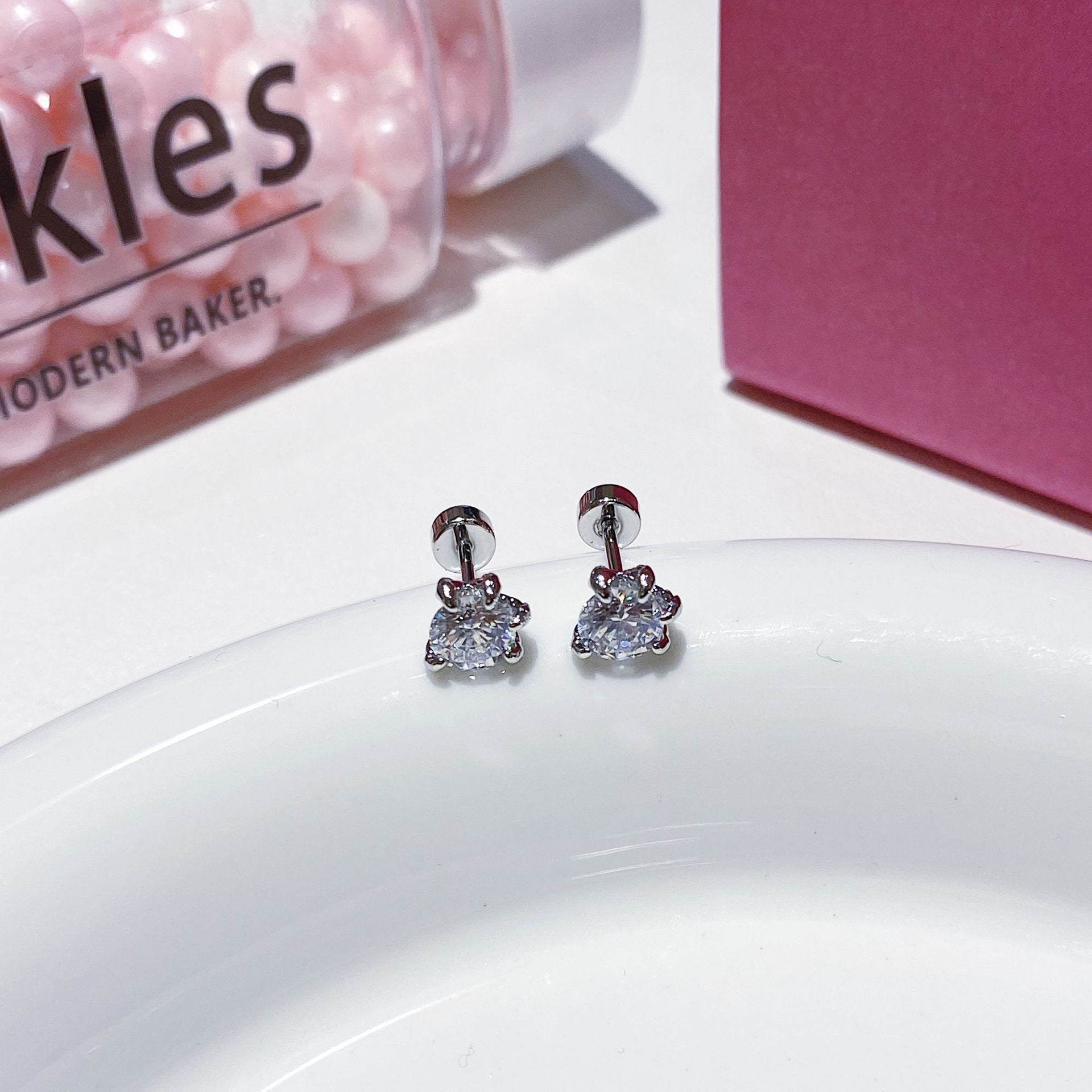 Flashing Zircon Ear Studs