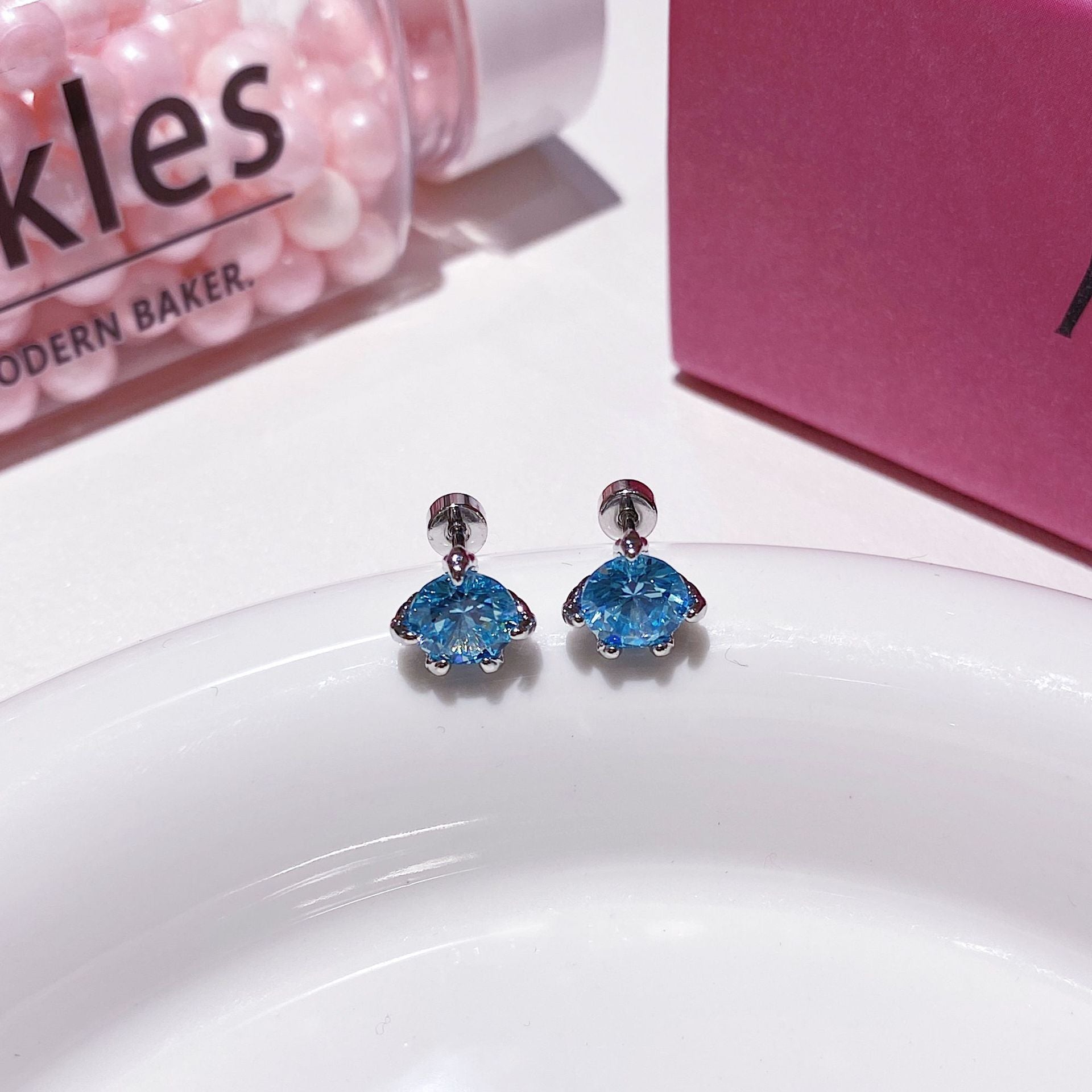 Flashing Zircon Ear Studs
